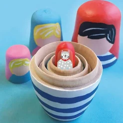 Mal Deine Eigene Babuschka-Puppe