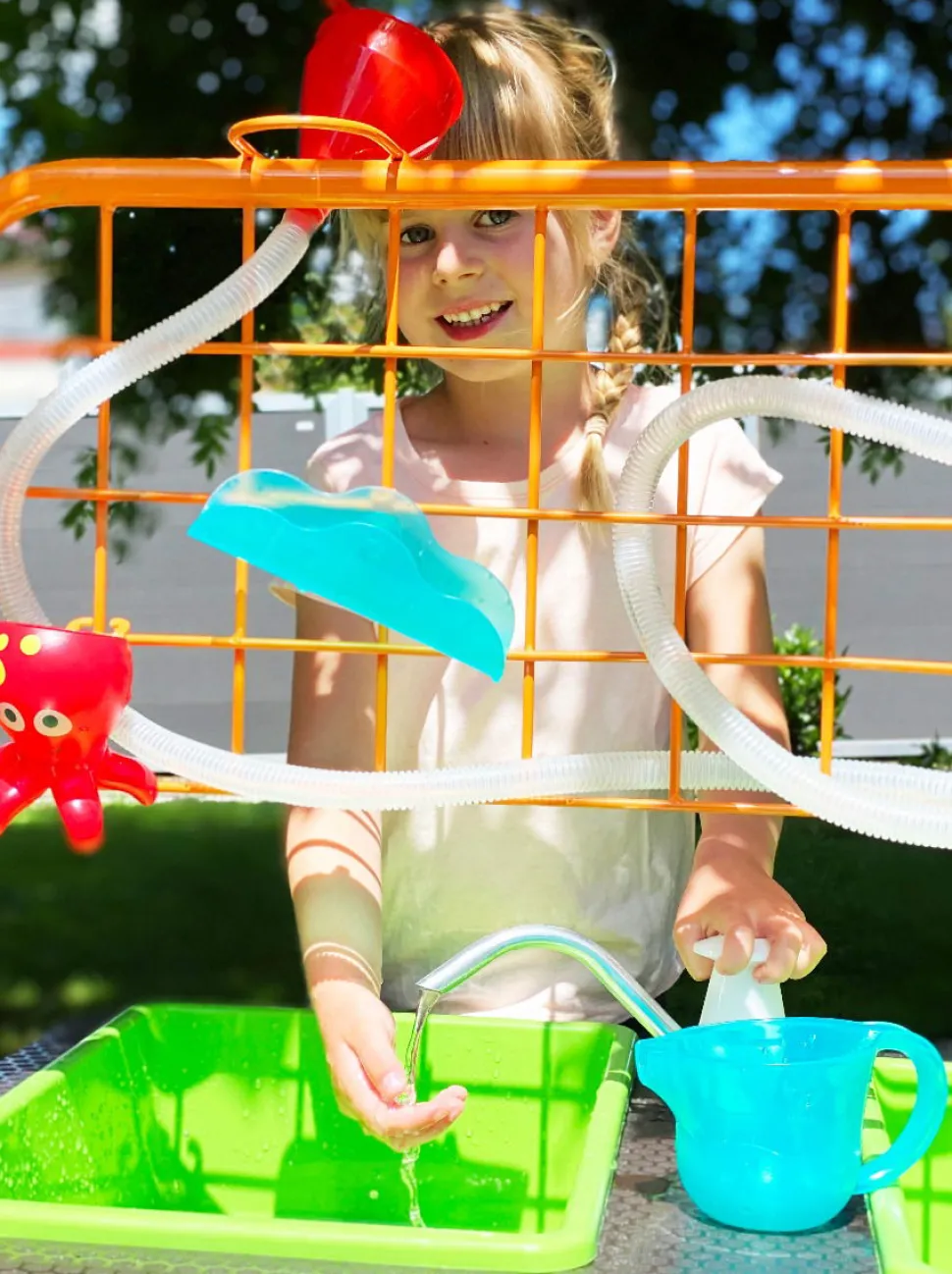 Mobiler Gartenspieltisch - Wasser & Sand