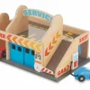 Parkhaus Und Tankstelle
