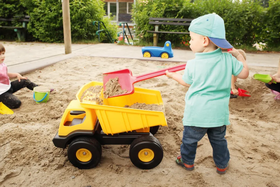 Sandspielzeug - Kipplaster